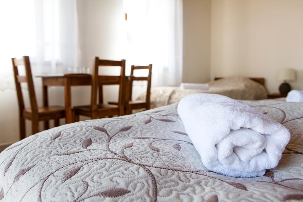 Katica Vendeghaz Hotell Tarcal Rom bilde