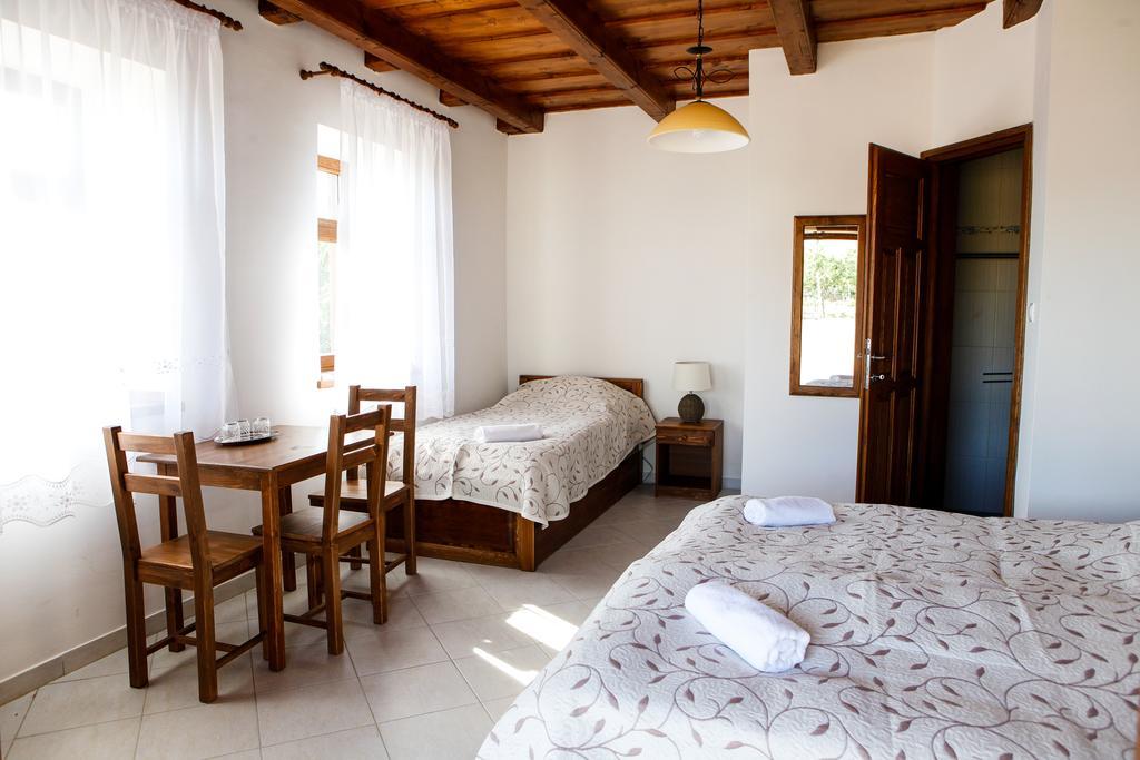 Katica Vendeghaz Hotell Tarcal Rom bilde