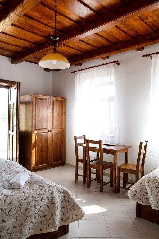 Katica Vendeghaz Hotell Tarcal Rom bilde
